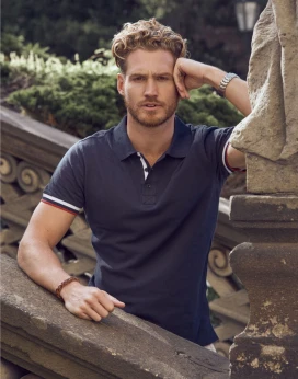 Clique Newton Polo